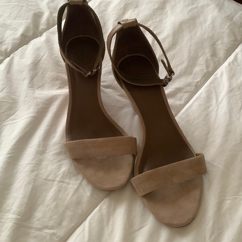 Tory Burch size 6
